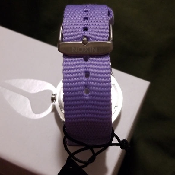 PRICE DROP!!🦄Lavender NIXON Womens Tessuto Watch - Picture 4 of 7